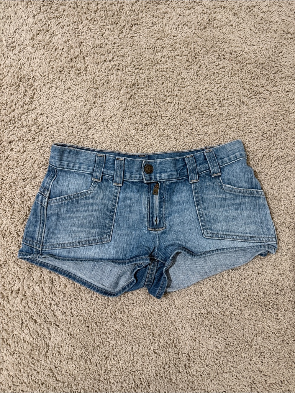Earl Jeans Women's Light Blue Denim Shorts - Casual Low-Rise Cut